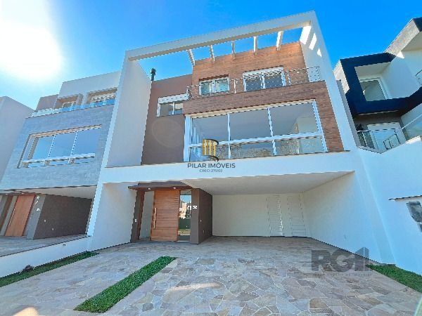 Casa Condominio em Porto Alegre, no bairro Hípica, com 3 dormitório(s), e 3 banh