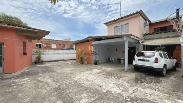 Casa para Venda - 177.5m², 3 dormitórios, 3 vagas - Cavalhada
