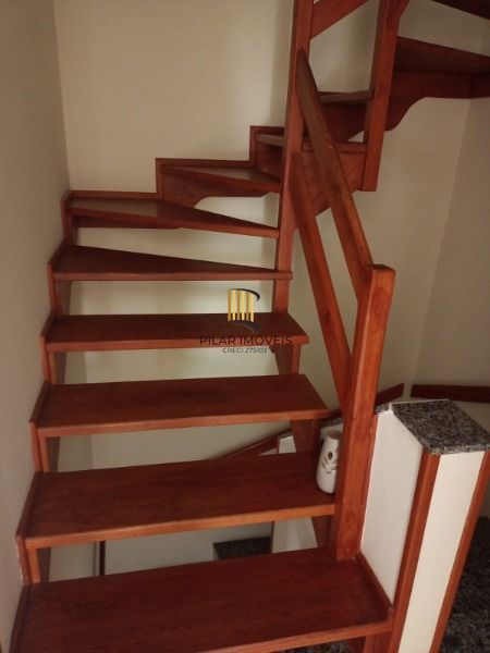 Casa para Venda - 181m², 3 dormitórios, sendo 3 suites, 2 vagas - Hípica