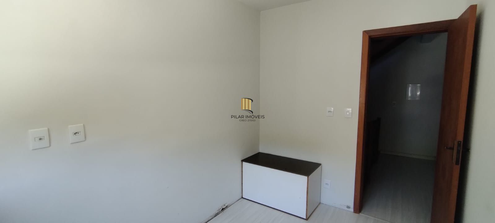 Linda Residência com 3 dormitórios, sendo 1 suíte á venda no Imperial Parque.