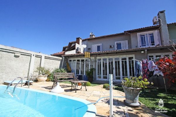 Casa para Venda - 219.05m², 3 dormitórios, sendo 1 suites, 2 vagas - Bahamas