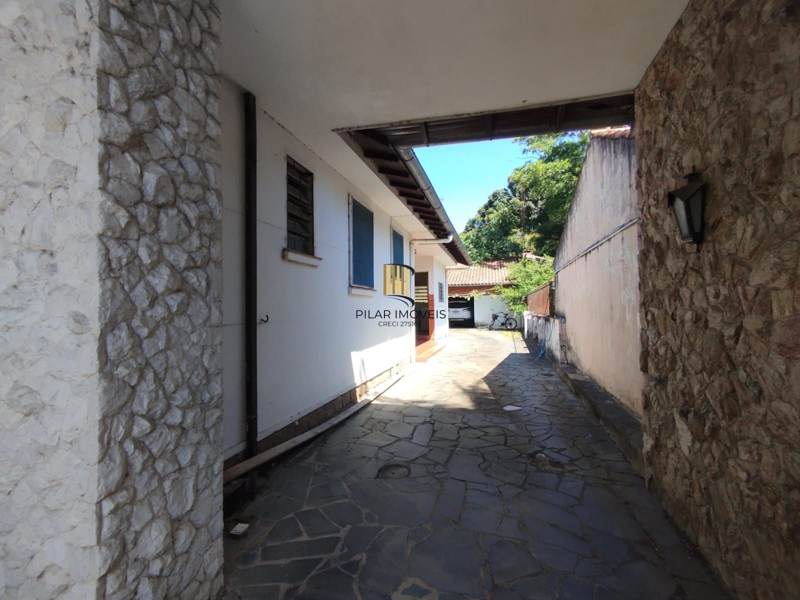 Casa 3 dormitórios no bairro Tristeza