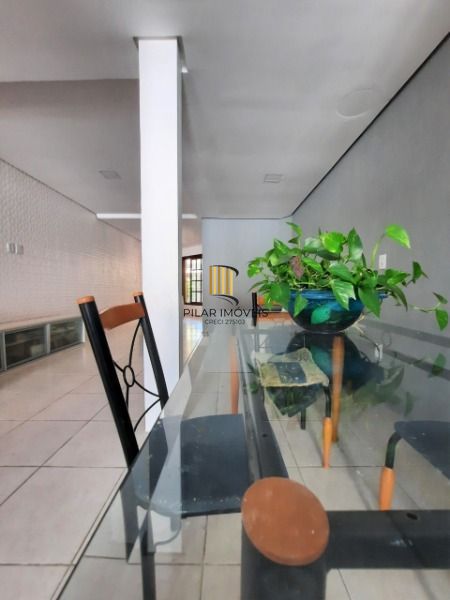 Casa para Venda - 214.21m², 3 dormitórios, sendo 3 suites, 2 vagas - Ipanema