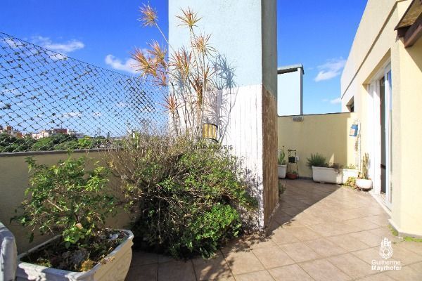 Cobertura para Venda - 191.59m², 3 dormitórios, sendo 1 suites, 2 vagas - Triste