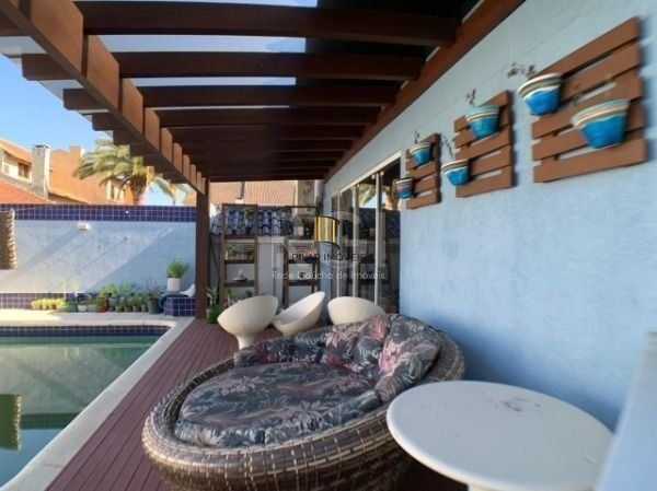 Casa para Venda - 333m², 3 dormitórios, sendo 1 suites, 4 vagas - Ipanema