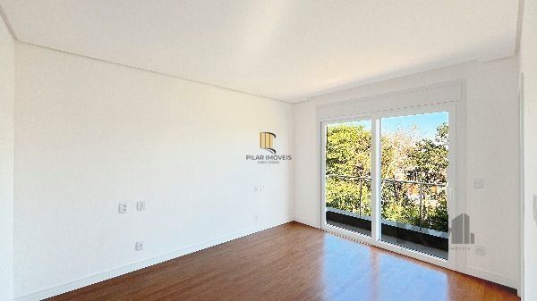 Casa Condominio em Porto Alegre, no bairro Hípica, com 3 dormitório(s), e 3 banh