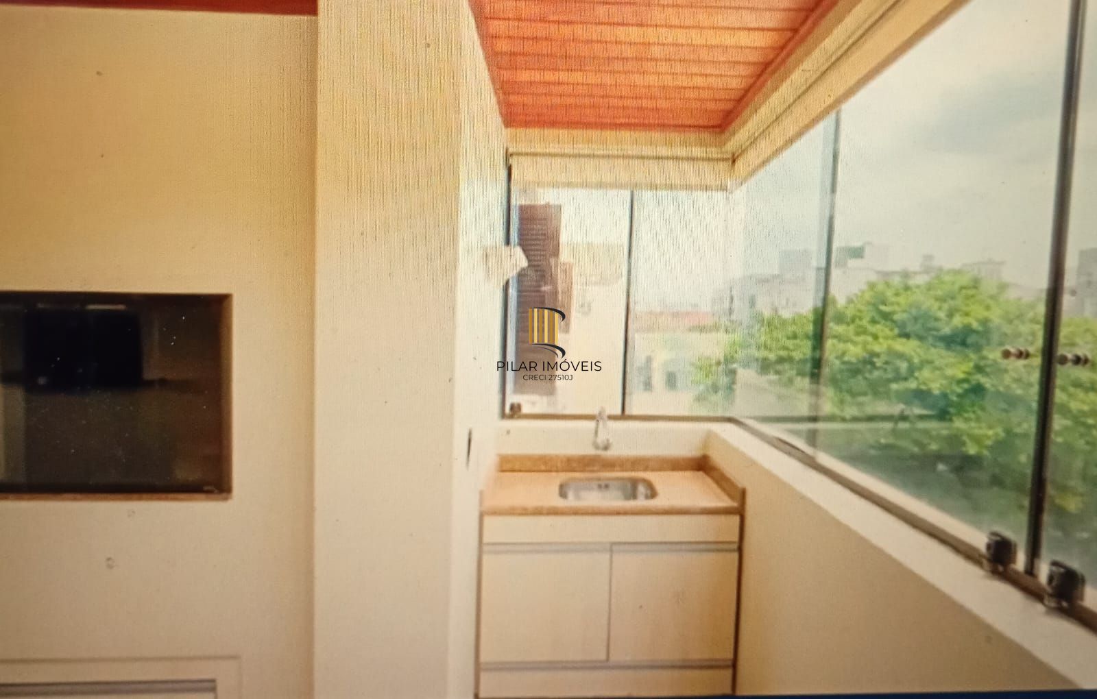 Ótimo apartamento com  03 dormitórios no Bairro Petrópolis