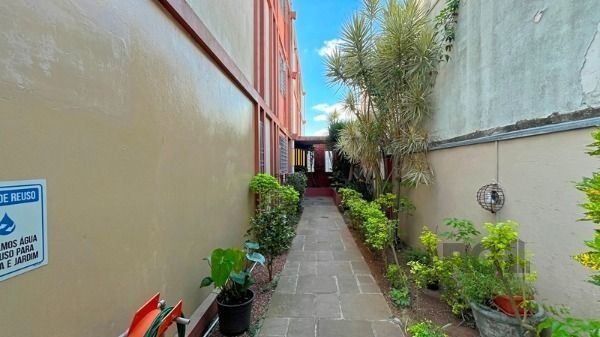 Apartamento em Porto Alegre, no bairro Medianeira, com 3 dormitório(s), e 3 banh