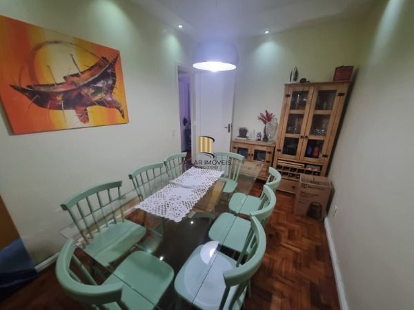 Apartamento em Porto Alegre, no bairro Cristal, com 3 dormitório(s), e 3 banheir