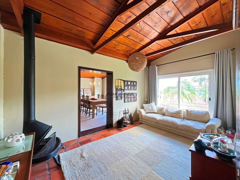 Casa em condomínio para pessoas de bom gosto.