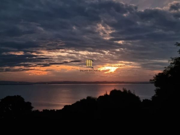 Casa para Venda - 90m², 4 dormitórios, 2 vagas - Belém Novo