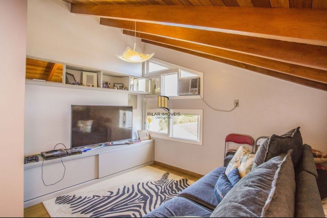 Casa de Condomínio 3 dormitórios no bairro Nonoai