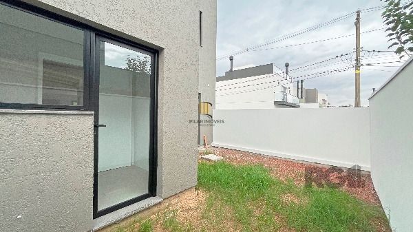 Casa Condominio em Porto Alegre, no bairro Hípica, com 3 dormitório(s), e 3 banh