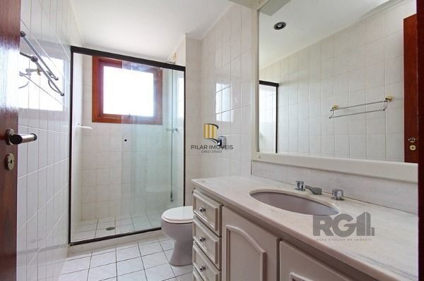 Apartamento em Porto Alegre, no bairro Santa Tereza, com 3 dormitório(s),