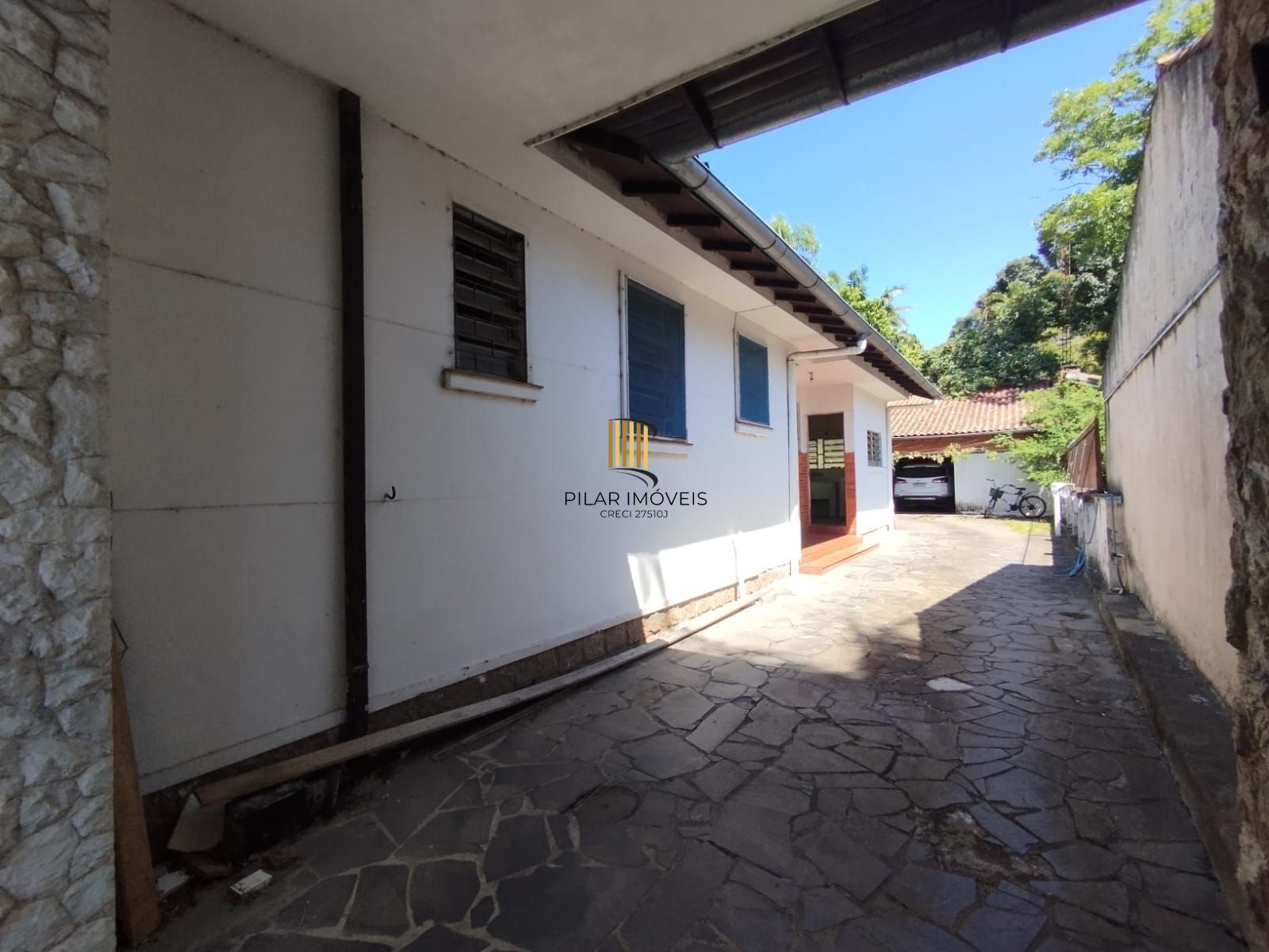 Casa 3 dormitórios no bairro Tristeza