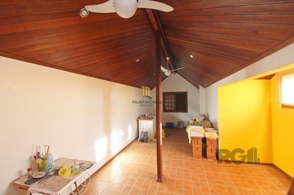 Casa para Venda - 320m², 3 dormitórios, sendo 1 suites, 3 vagas - Altos Do Ipê
