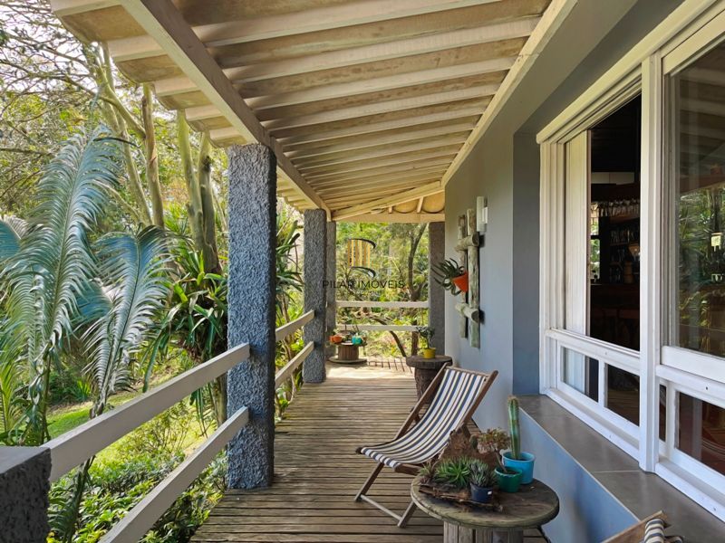 Casa em condomínio para pessoas de bom gosto.