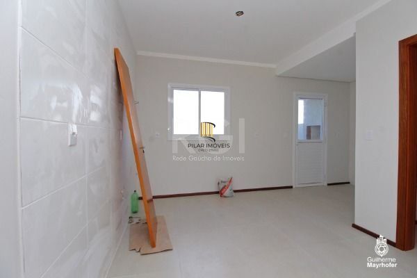 Casa para Venda - 87m², 3 dormitórios, sendo 1 suites, 1 vaga - Hípica