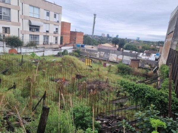 Terreno em Porto Alegre, no bairro Nonoai, à venda.