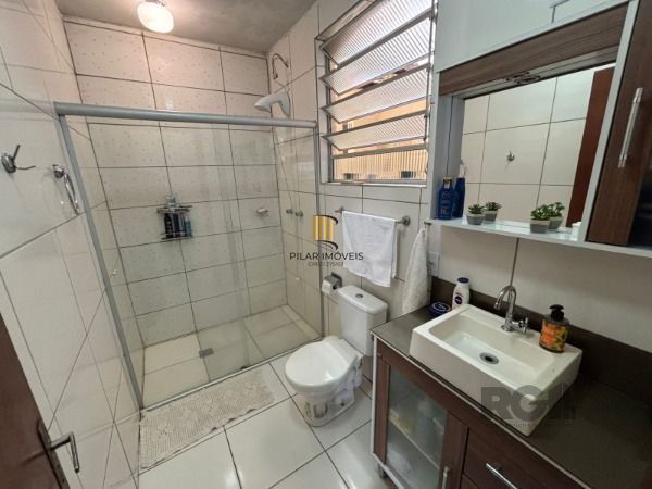 Casa térrea de 3D no miolo do Bairro Tristeza.