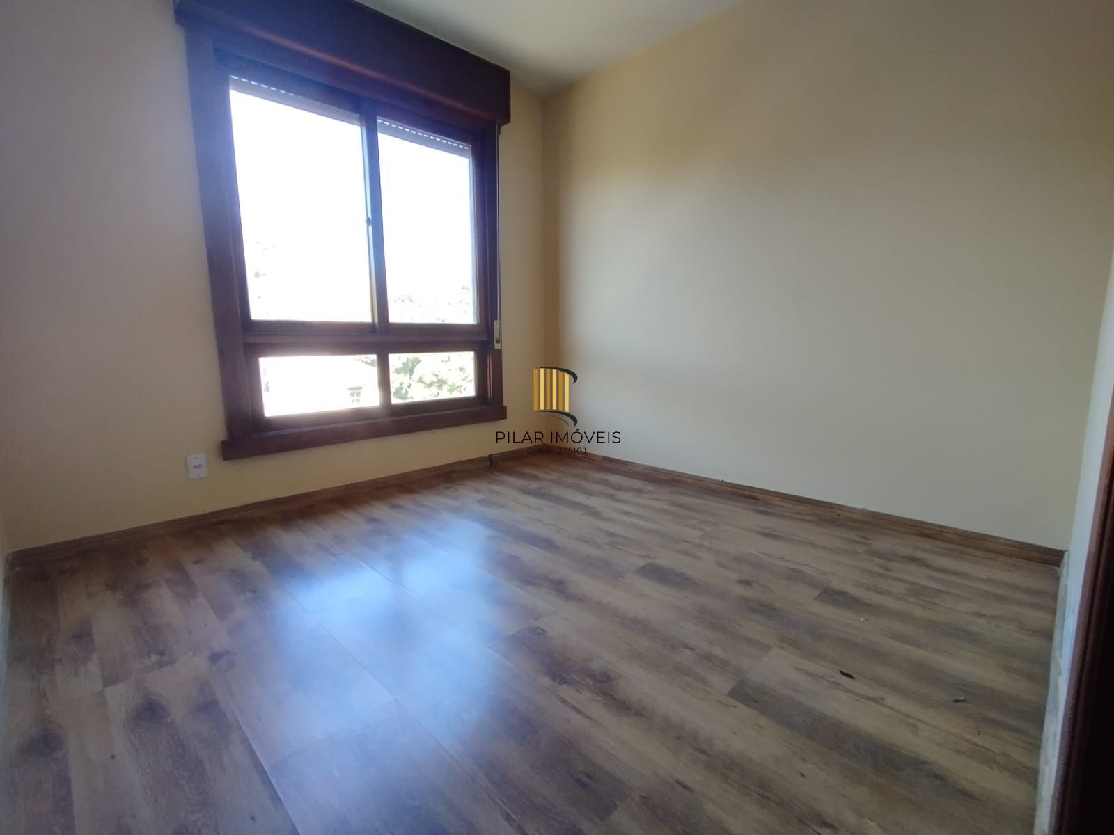 Linda cobertura no bairro Tristeza para venda.