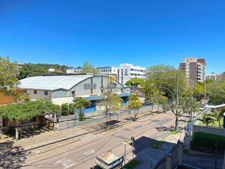 Apartamento com 3 dormitórios á venda no Bairro Tristeza.