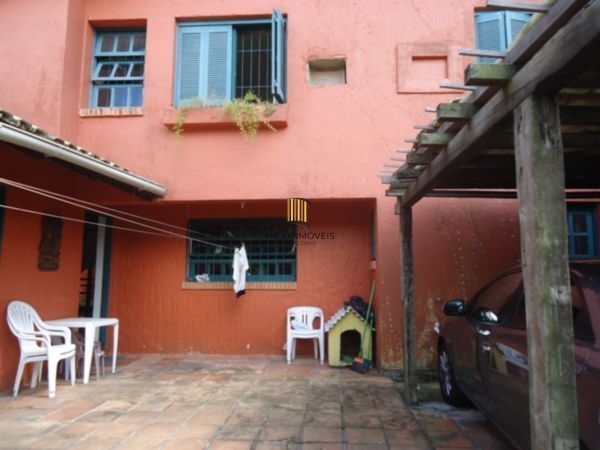Casa para Venda - 252m², 3 dormitórios, 2 vagas - Ipanema