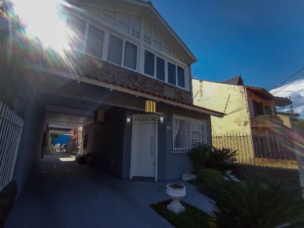 Casa para Venda - 183m², 3 dormitórios, sendo 1 suites, 3 vagas - Nova Ipanema