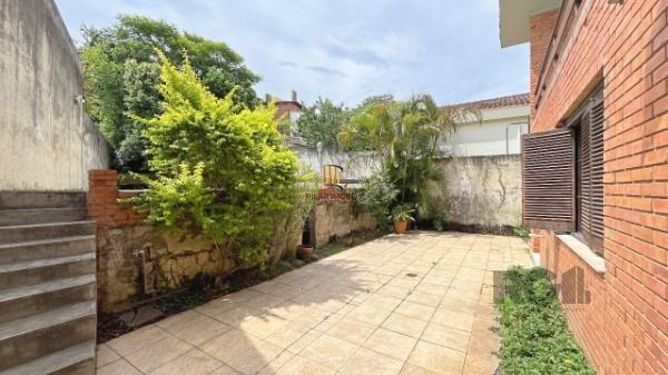 Casa para Venda - 370m², 4 dormitórios, sendo 1 suites, 3 vagas - Vila Assunção