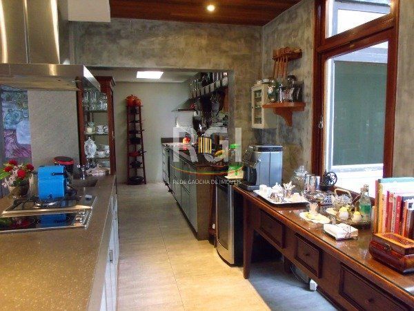 Casa para Venda - 700m², 4 dormitórios, sendo 4 suites, 6 vagas - Vila Conceição