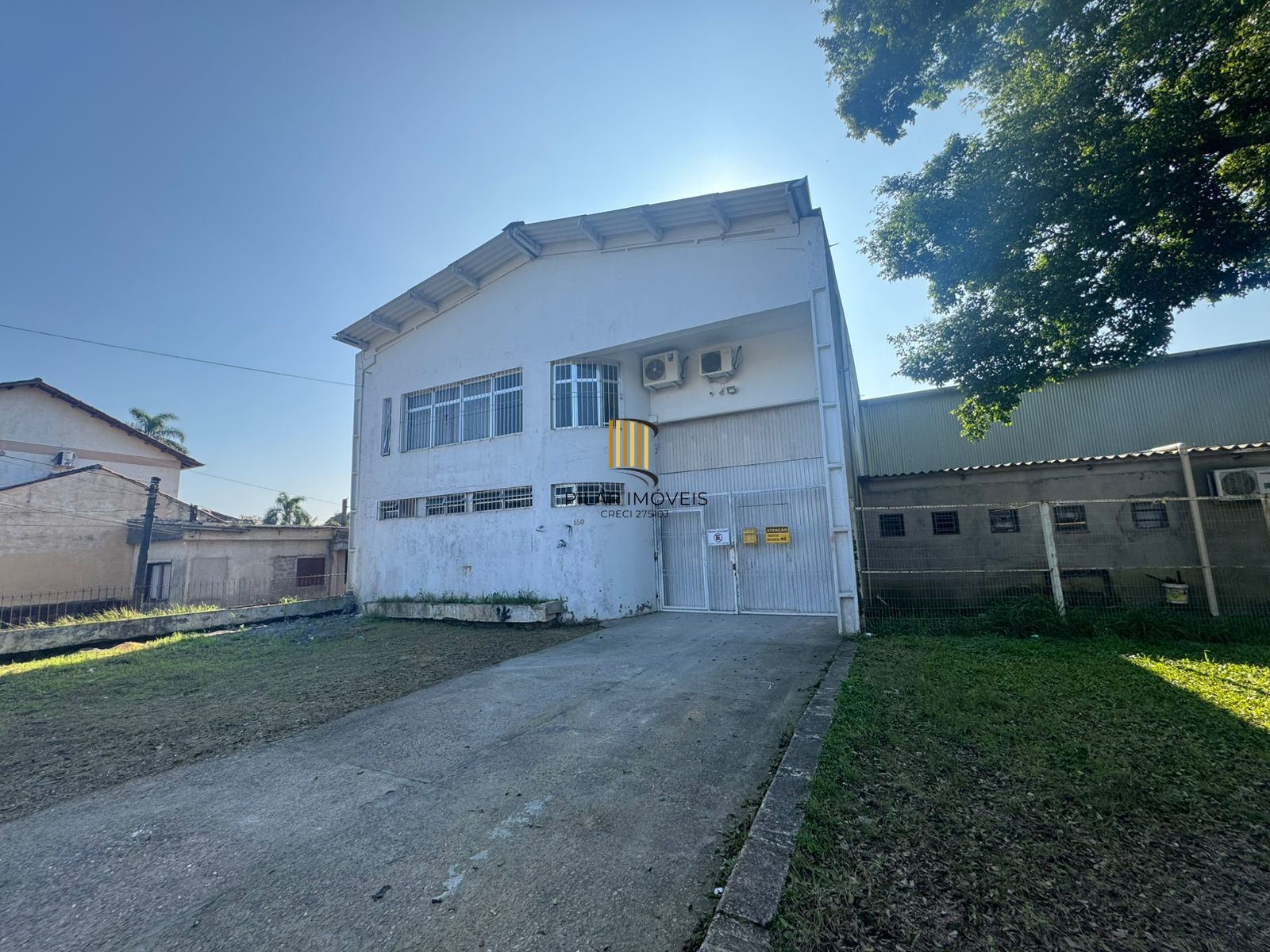 Oportunidade - Pavilhão na Vila Nova - 100m da Av. Vicente Monteggia- 550m² priv
