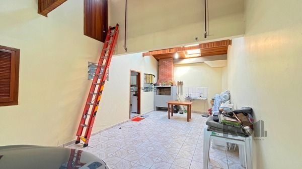 Casa 4 dormitórios à venda Restinga Porto Alegre/RS