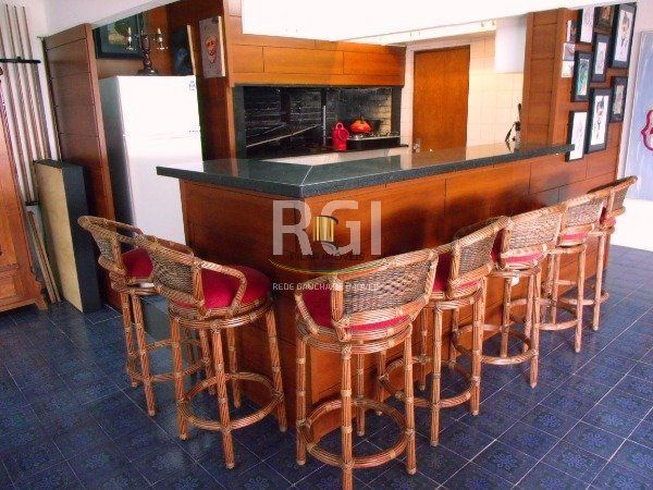 Casa para Venda - 700m², 4 dormitórios, sendo 4 suites, 6 vagas - Vila Conceição