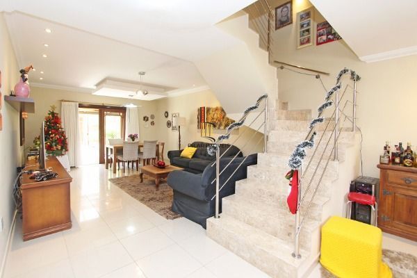 Casa para Venda - 360m², 3 dormitórios, sendo 1 suites, 4 vagas - Portal do Guar