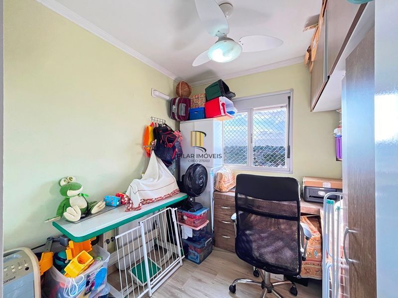 Apartamento 2 dormitórios, com suíte, churrasqueira, e vaga escriturada.