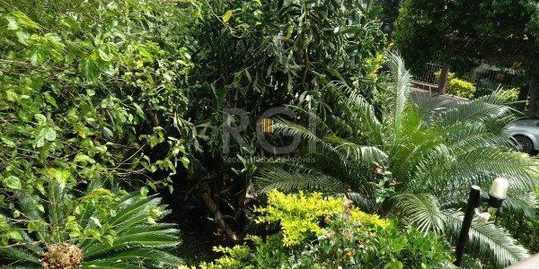 Casa para Venda - 320m², 3 dormitórios, sendo 1 suites, 2 vagas - Imperial Parqu