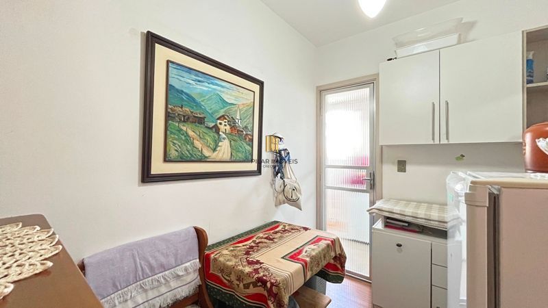 Apartamento com 2 dormitórios á venda no bairro Tristeza.