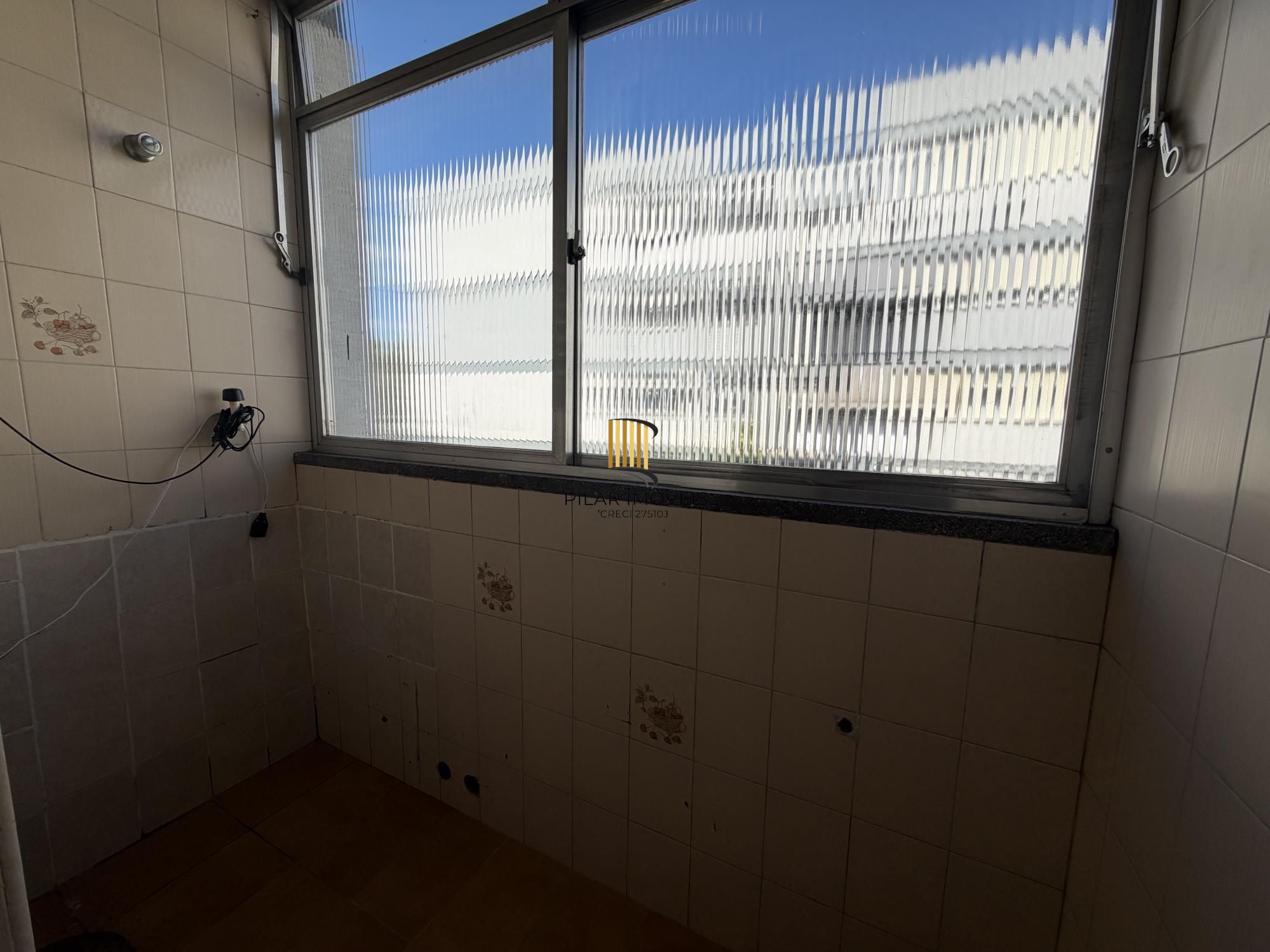 Apartamento 2 dormitórios no bairro Camaquã