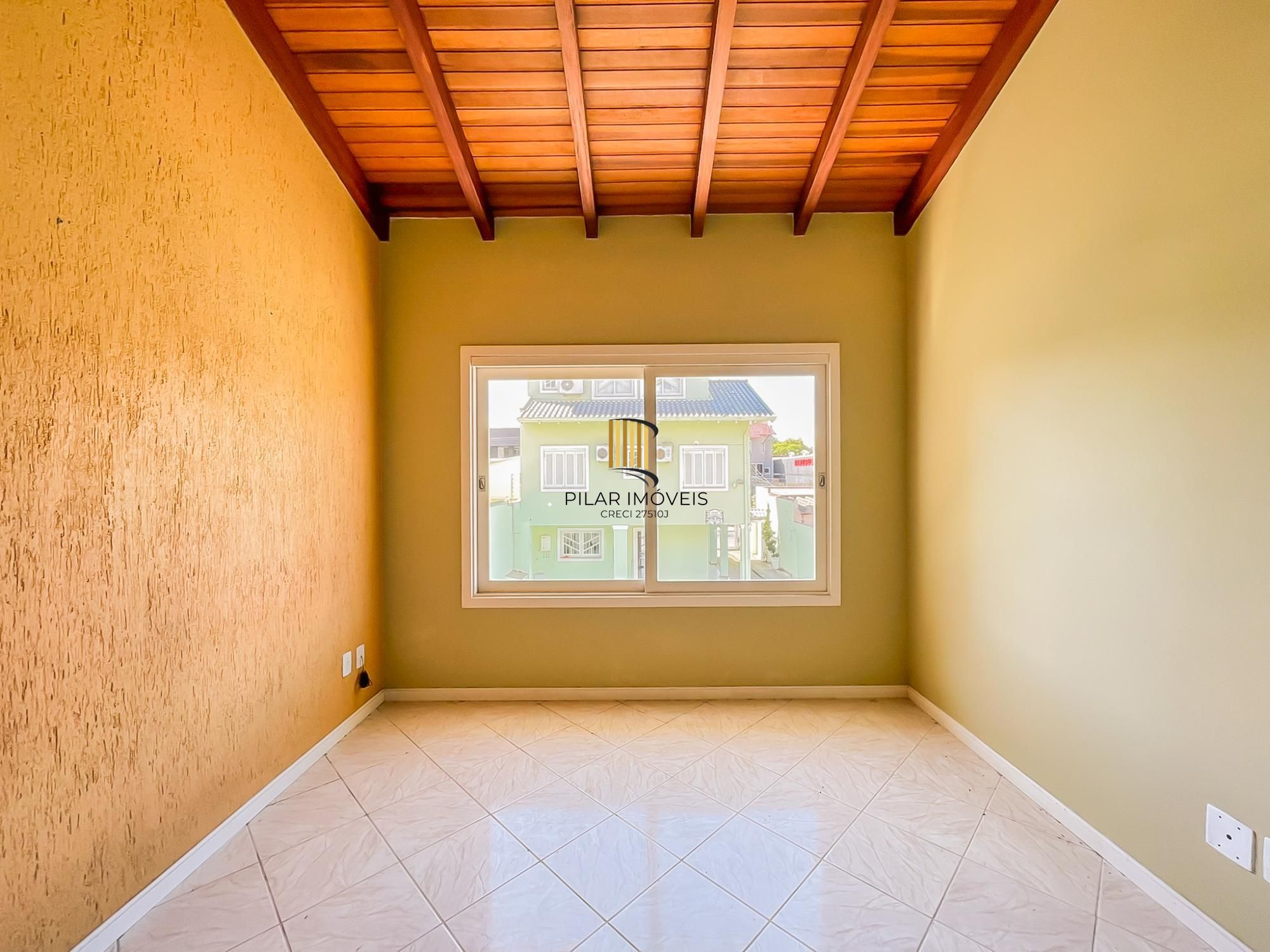 Casa 3 dormitórios no bairro Cristal