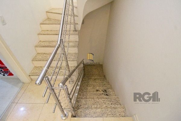 Casa Condominio em Porto Alegre, no bairro Sétimo Céu, com 4 dormitório(s), e 4 