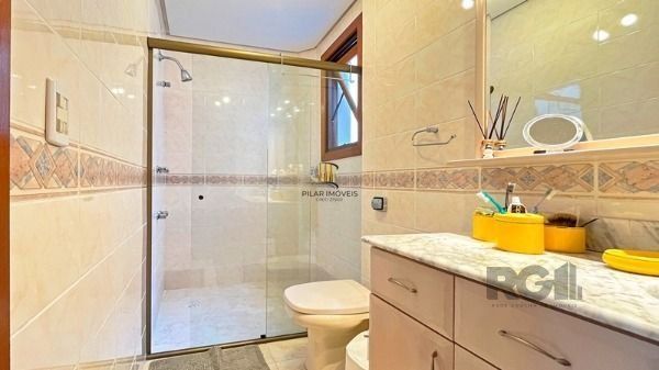 Ótima Cobertura Duplex com 233,00 m² Privativos no Miolo do Bairro Tristeza