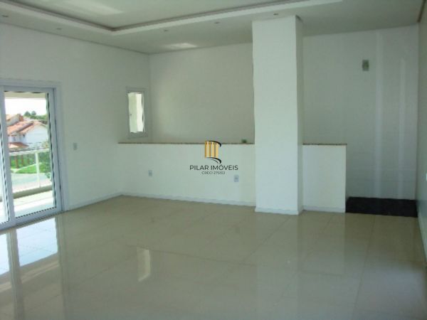 Casa para Venda - 353m², 3 dormitórios, sendo 1 suites, 3 vagas - Guarujá