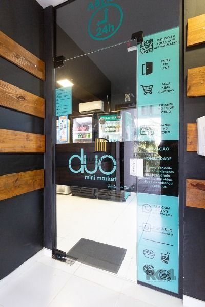 Apartamento em Porto Alegre, no bairro Cavalhada, com 3 dormitório(s), e 3 banhe