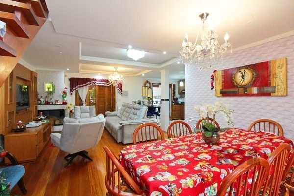 Casa para Venda - 399m², 4 dormitórios, sendo 1 suites, 6 vagas - Vila Nova