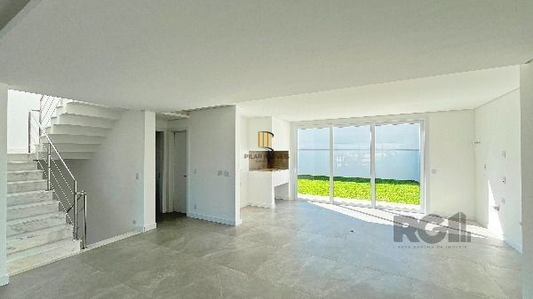 Casa Condominio em Porto Alegre, no bairro Hípica, com 3 dormitório(s), e 3 banh