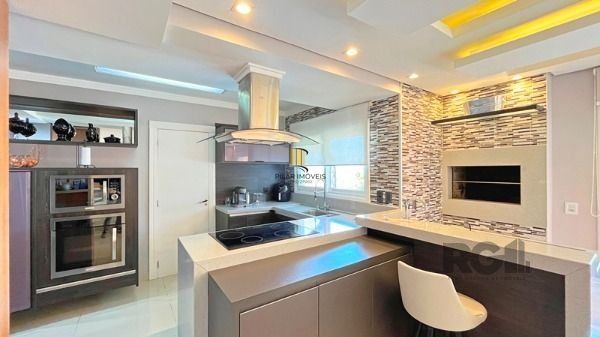 Casa em Porto Alegre, no bairro Aberta dos Morros, com 3 dormitório(s), e 3 banh