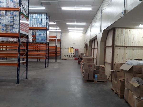 Depósito/Pavilhão em Novo Hamburgo, no bairro Diehl, e 0 banheiros, à venda.