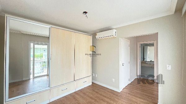 Casa Condominio em Porto Alegre, no bairro Hípica, com 3 dormitório(s), e 3 banh