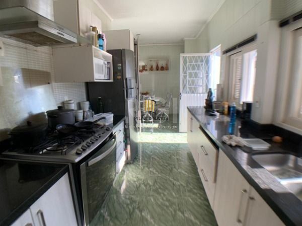 Casa para Venda - 333m², 3 dormitórios, sendo 1 suites, 4 vagas - Ipanema