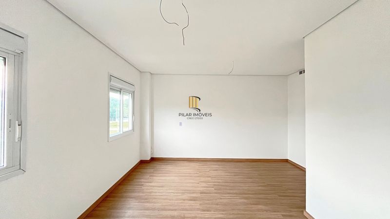 Casa Condominio em Porto Alegre, no bairro Campo Novo, com 3 dormitório(s), e 3 